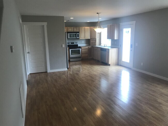 Foto del edificio - 1717 Bluestone Dr