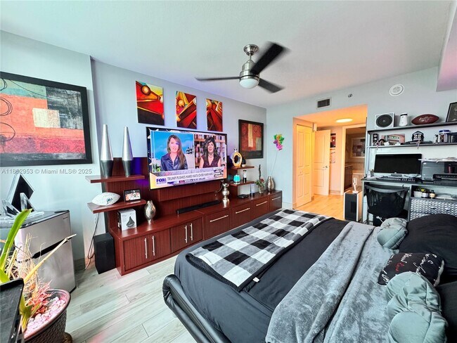 Foto del edificio - 2641 N Flamingo Rd