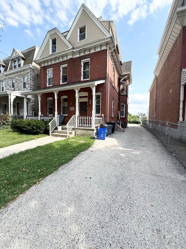 Photo - 204 Sumac St Apartment