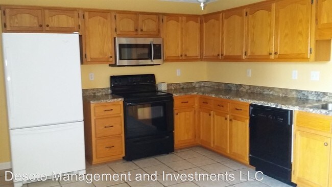 Building Photo - 2447 Mason Dr