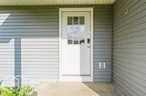 Building Photo - 8 Spotswood Dr