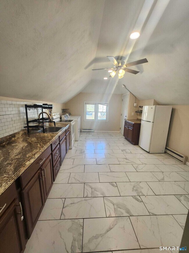 Foto del edificio - 231 Winthrop St