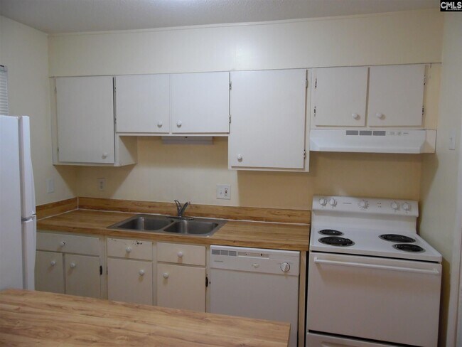 Foto del edificio - 1916 Ashford Ln