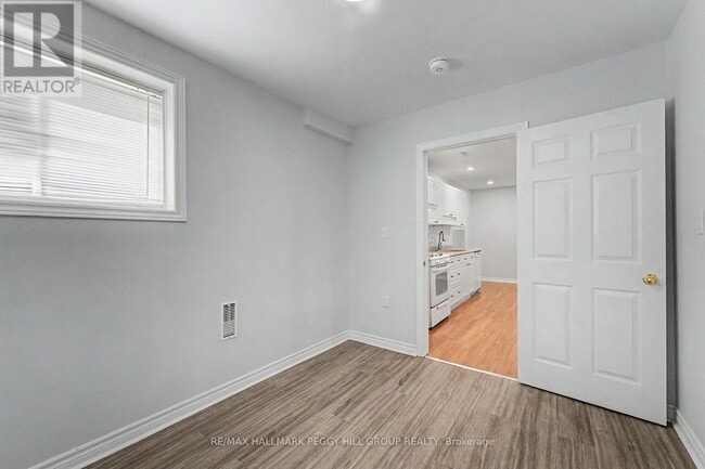Building Photo - 148 Livingstone St E