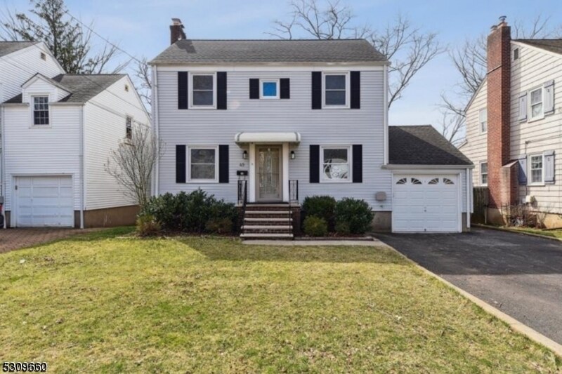 Foto principal - 49 Amherst Pl