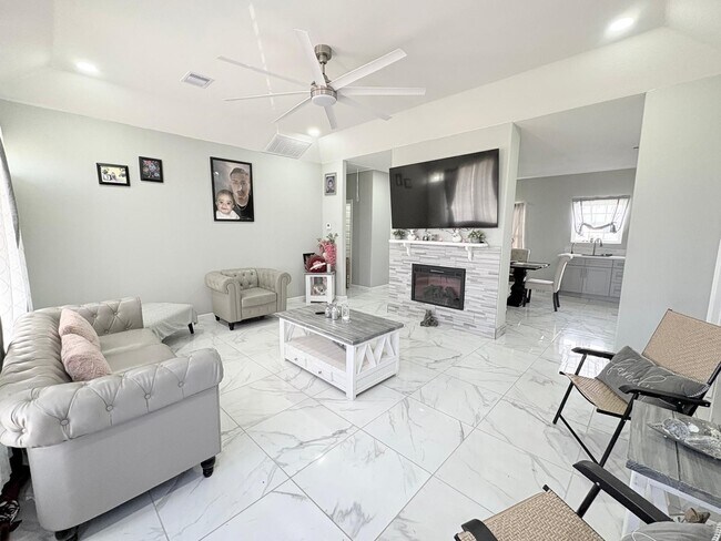 Foto del edificio - 1238 Rd 57211