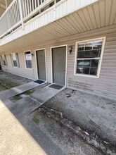 Building Photo - 215 Darsey Rd