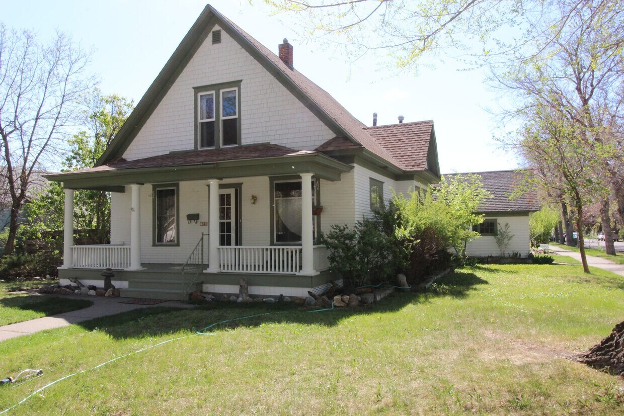 721 W Clark St, Livingston, MT 59047 House Rental in Livingston, MT