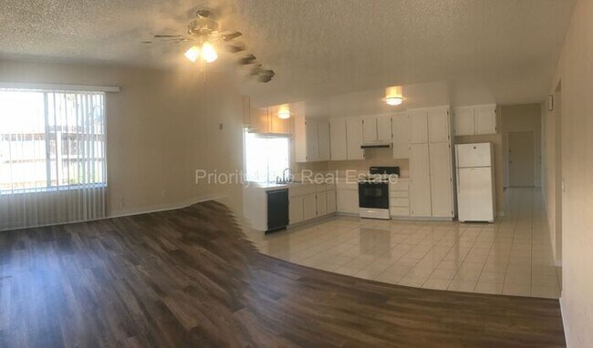 Building Photo - Lovely home in the heart of Mira Mesa