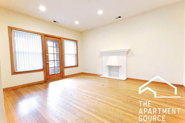Foto del edificio - 2722 N Kimball Ave