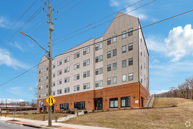 1313 Southern Avenue SE - Homes at Oxon Hill