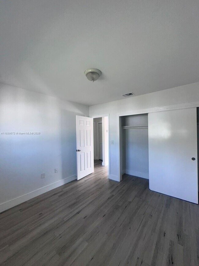 Foto del edificio - 69 NW 35th St