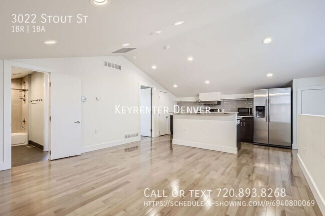 Foto del edificio - 1 Bedroom Home, TWO CAR PRIVATE GARAGE in ...