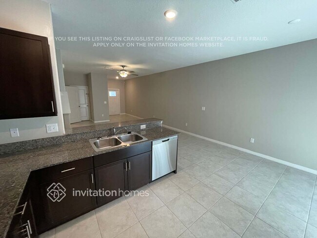 Foto del edificio - 8488 Druid Oaks Ln