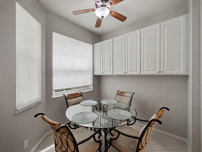 Building Photo - 8111 Carnoustie Pl