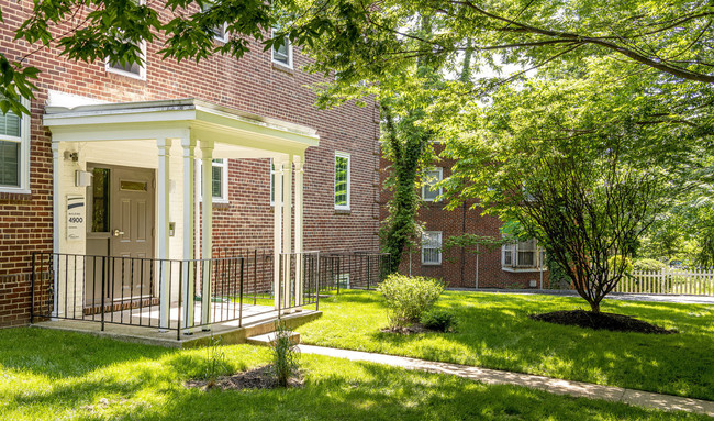 Building Exterior - Hillside Park