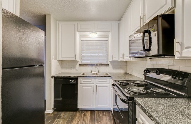 Northridge Court Apartments Cleburne, TX