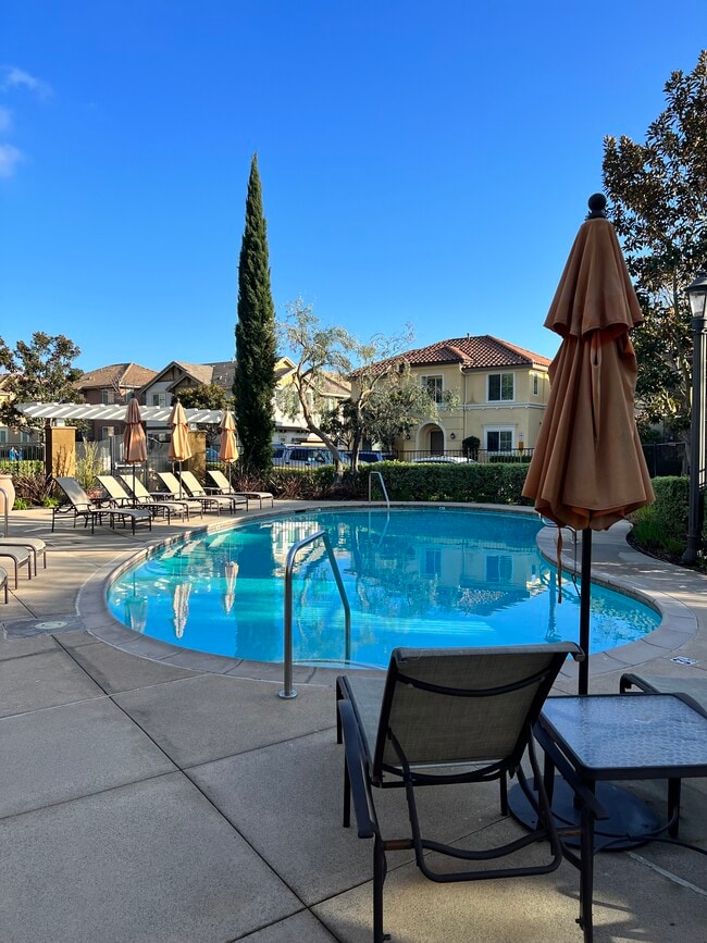 Building Photo - 1375 Dolomite Way