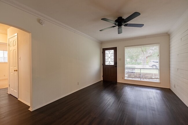 Foto del edificio - 6505 Pevensey Dr