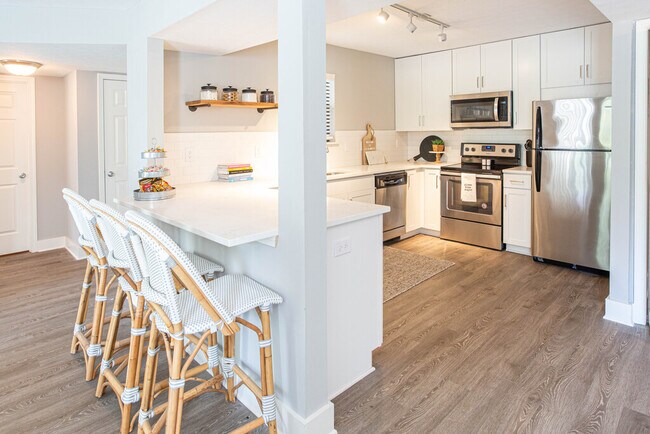 Foto del edificio - 955 Mallard Creek Rd