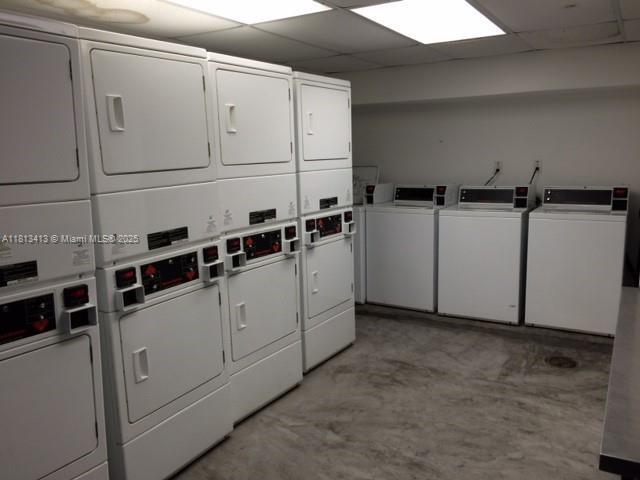 Building Photo - 680 NE 64th St