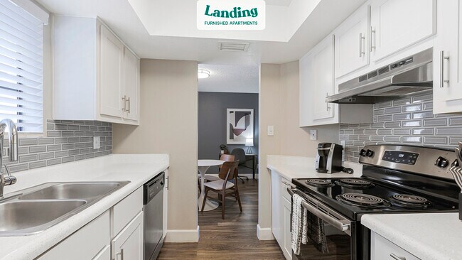 Foto del edificio - 8650 W Peoria Ave