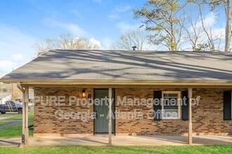 Building Photo - 133 Kimberly Way SW