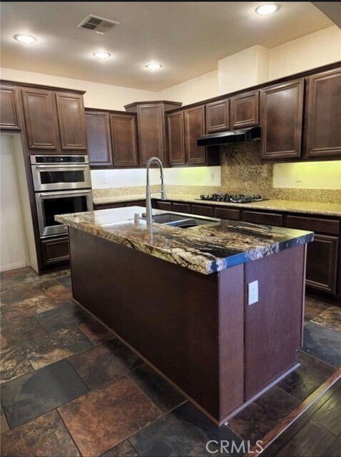 Foto del edificio - 46289 Lone Pine Dr
