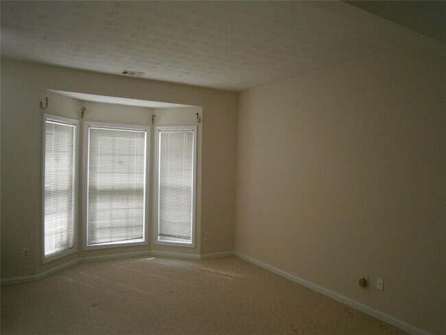 Building Photo - 24 Melanie Rose Ln