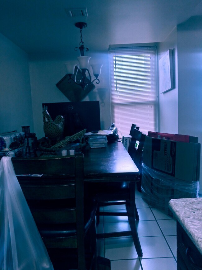 Foto del edificio - 452 River Rd