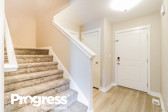 Building Photo - 7868 S Artimis Ln