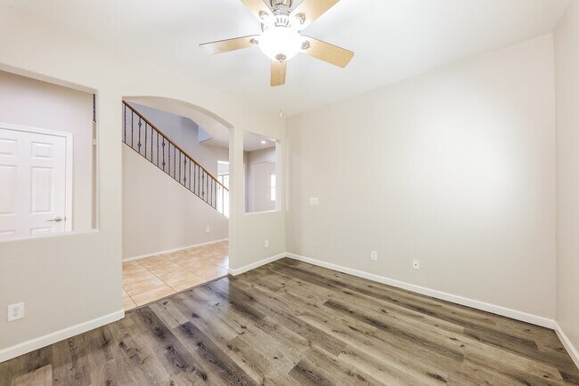 Foto del edificio - 14210 W Country Gables Dr