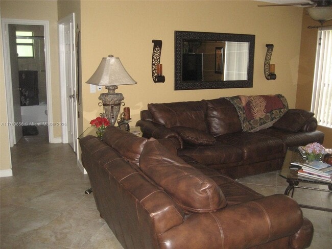 Building Photo - 3299 Cocoplum Cir