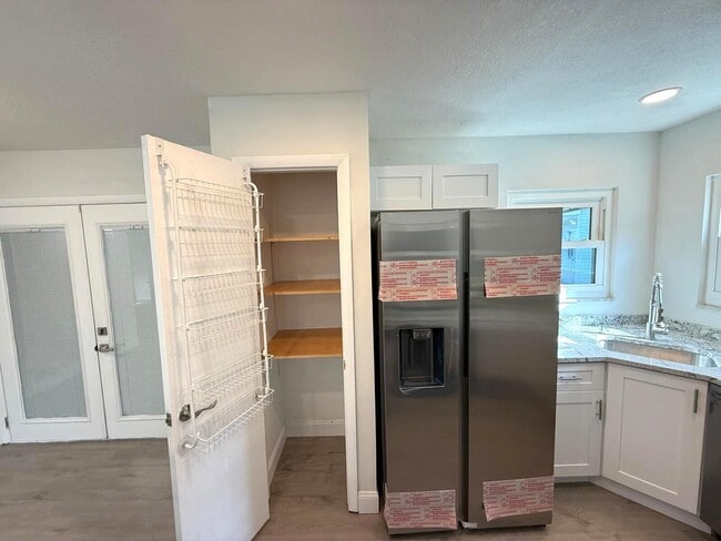 Building Photo - 14526 Paradise Trail