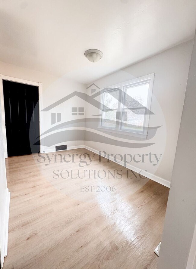 Foto del edificio - First Floor Living