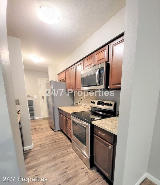 Building Photo - 1 br, 1 bath House - 4615 Lakeview Blvd.