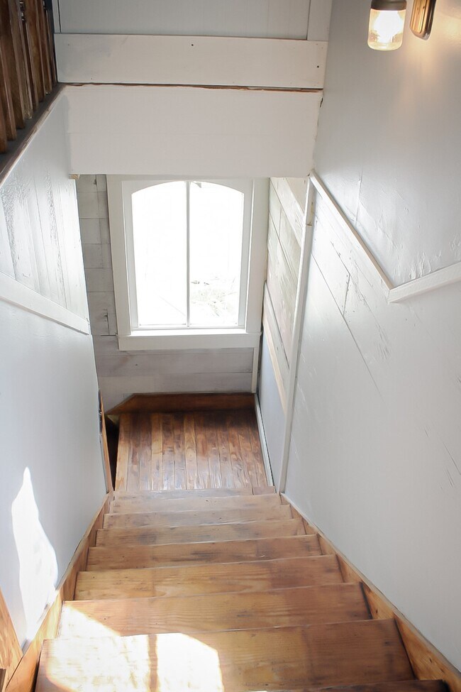 Building Photo - 2627 Avenue K