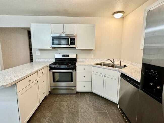 Foto del edificio - 4329 S Ash Ave