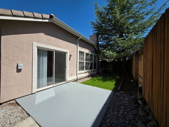 Foto del edificio - 2-Bedroom, 2-Bath + Den Single-Family Home...