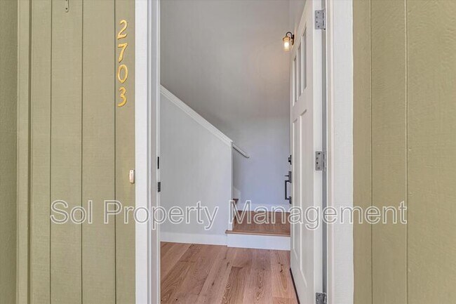 Building Photo - 2703 Subec Ln