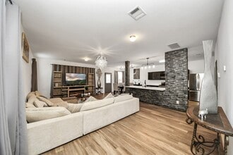 Building Photo - 18611 Cooper Ravine Wy