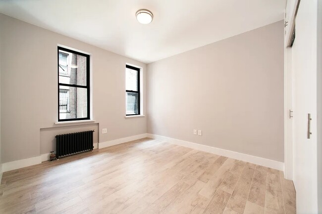 Foto del edificio - 502 W 152nd ST