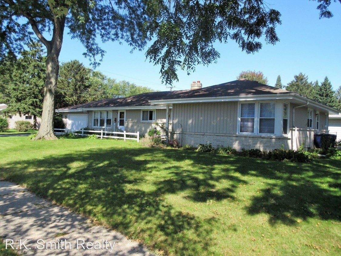 Primary Photo - 2319-2321 Black Bridge Rd