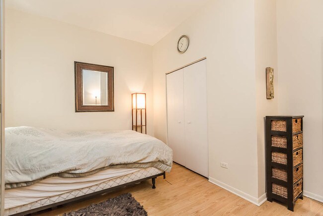Foto del edificio - 6108 S Dorchester Ave