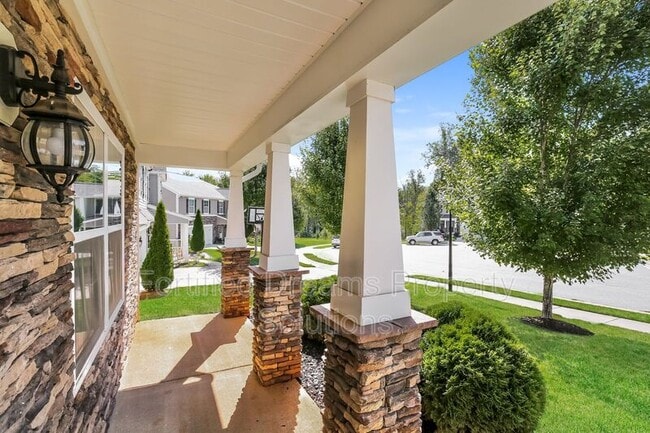 Building Photo - 1745 Klompen Rd