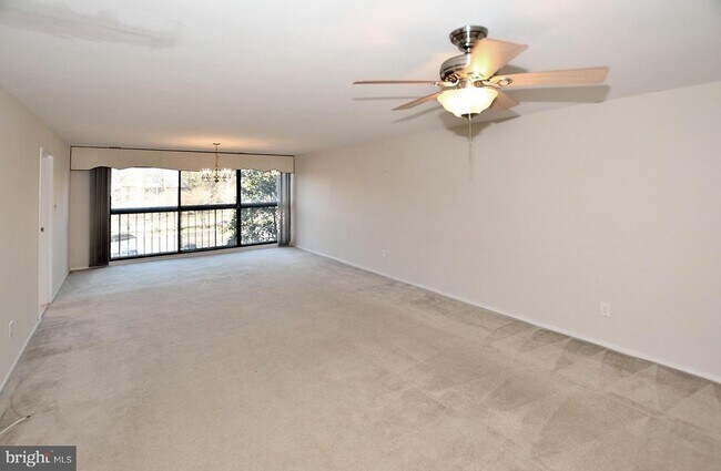 Foto del edificio - 2817 Jermantown Rd