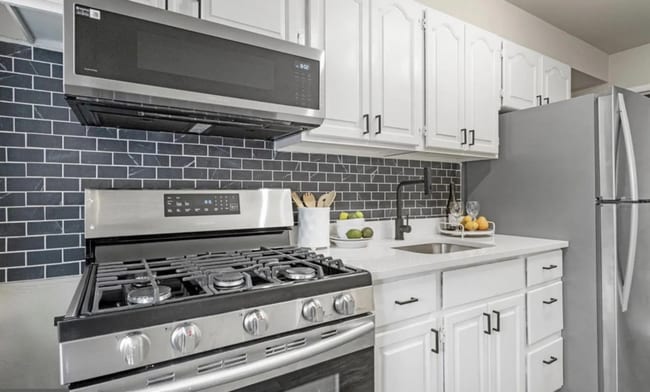 Building Photo - 7509 Durwood Rd