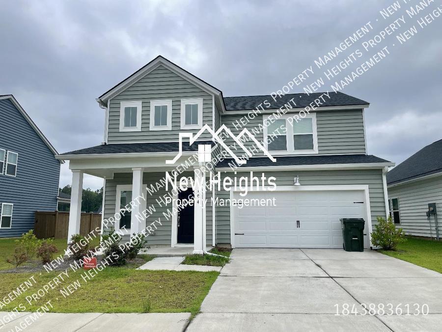 Primary Photo - Beautiful Single Family Detached House in ...