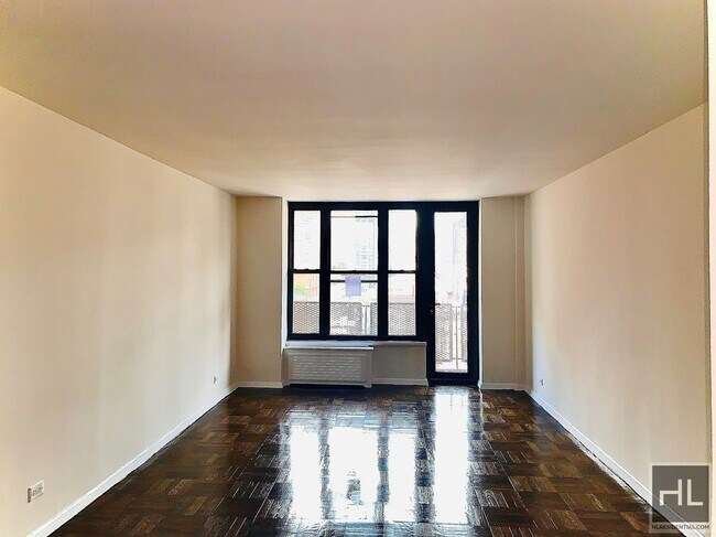 Building Photo - EAST 35 STREET