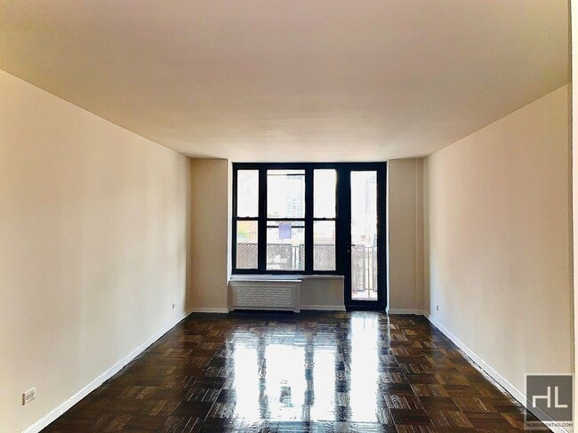 Building Photo - EAST 35 STREET